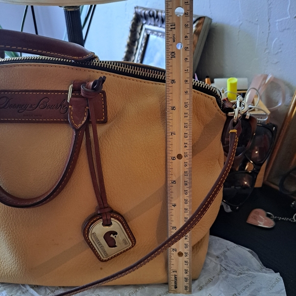 Dooney and bourke Large Satchel - Picture 5 of 13